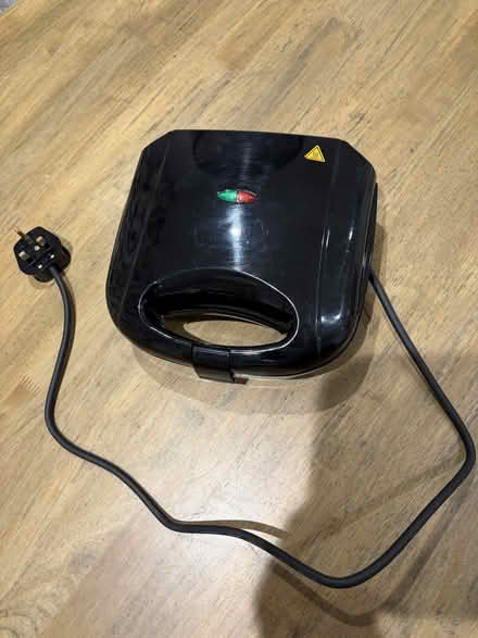Photo of free Sandwich toaster (Round Spinney) #1