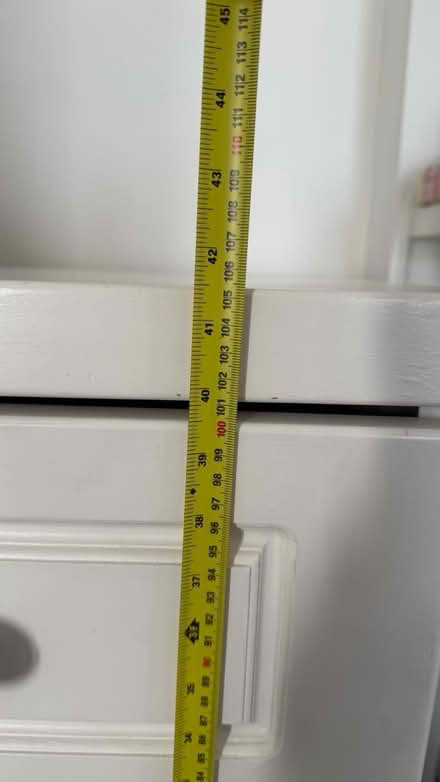 Photo of free White Cabinet (KT15) #3