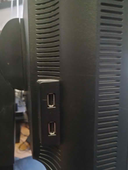 Photo of free 24 inch Multi sync monitor (Hatfield, AL10) #2