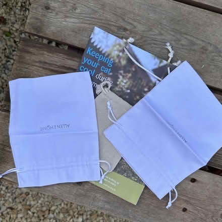 Photo of free Gift Bags, cloth and paper (Chipping Norton OX7) #1