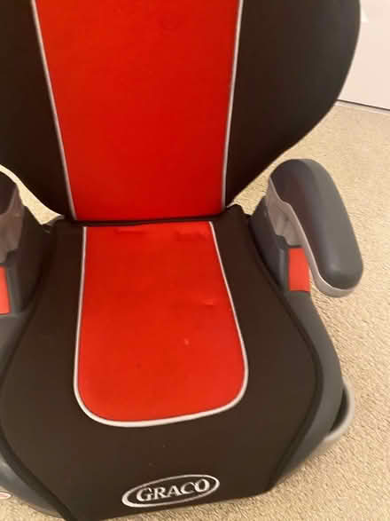 Photo of free Car seat (Aspley Guise MK17) #4