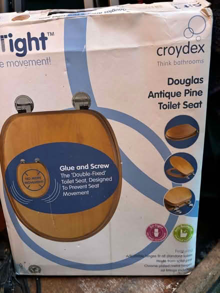Photo of free Toilet seat (AB10) #1