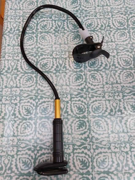 Photo of free CPAP hose holder (New Marston OX3) #1