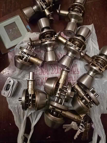 Photo of free 5 sets of keyed entry and deadbolt (Russell Woods, Detroit) #1