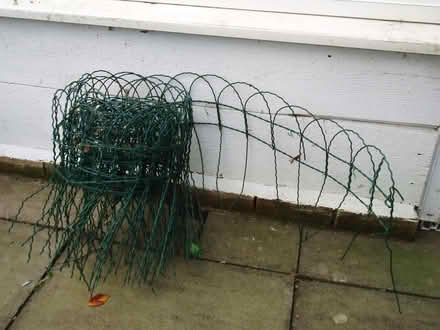 Photo of free garden bed miniature fence edging (Crowland PE6) #1