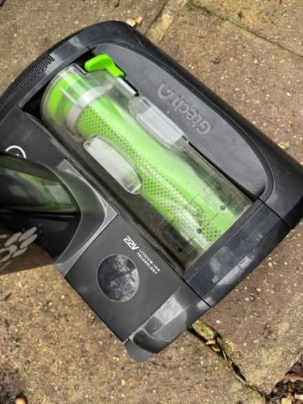Photo of free G tech vacuum - needs charger (BR1) #2
