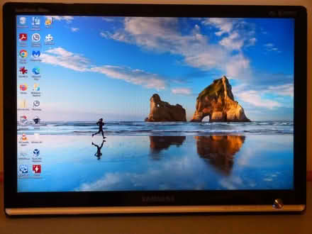 Photo of free Monitor 8 (West Oxfordshire OX28) #1