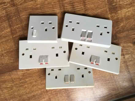 Photo of free Five plug sockets (Upper Bevendean BN2) #1