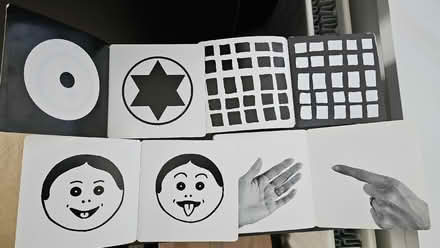 Photo of free Four baby-books, see pics (Townsend AL3) #3