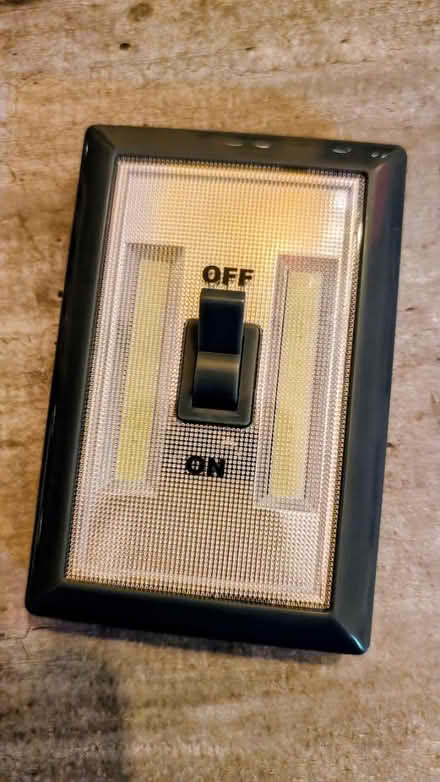 Photo of free LED light with switch (St Albans AL1) #1