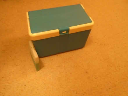 Photo of free Coolbox (Purley CR2) #1