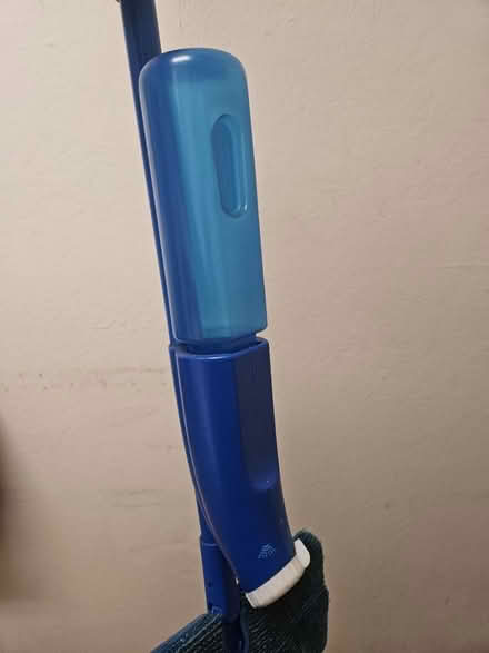Photo of free Spray Mop (Fair Oaks and Wolfe) #4