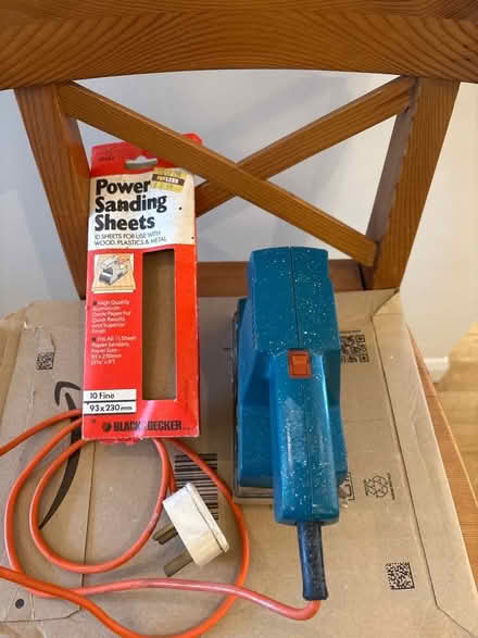 Photo of free electric sander (Thames Ditton KT7) #1
