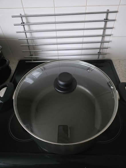 Photo of free Very Large Saucepan (East Herringthorpe S65) #2
