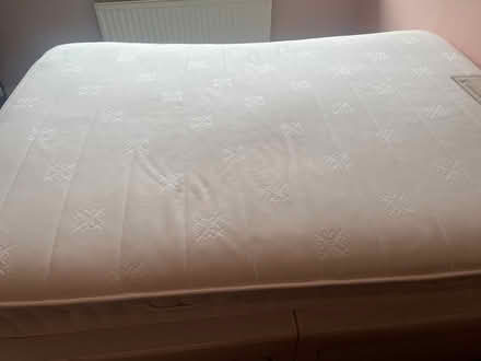 Photo of free Double bed (Grove OX12) #2