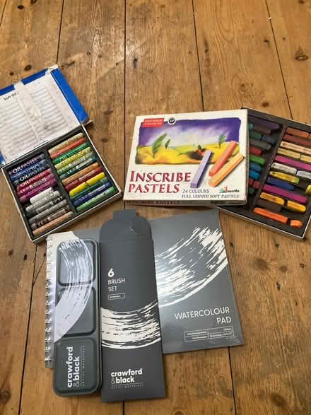 Photo of free Selection of art materials (Aldrington BN3) #2