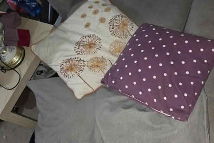 Photo of free 4 cushions with covers (CH43 prenton) #2