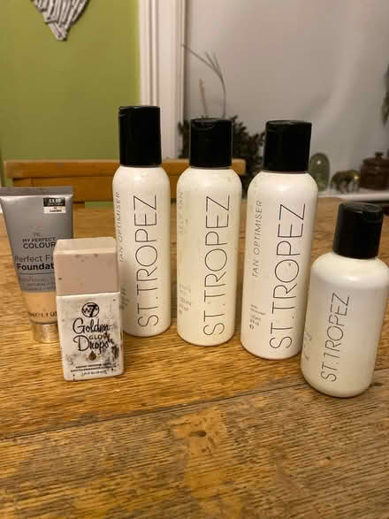 Photo of free St.Tropez &make up bits (Cleeve hill) #1