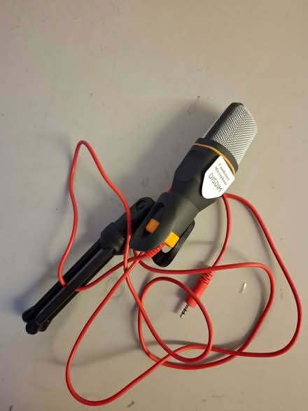 Photo of free Microphone and microphone stand (Belsize Park NW3) #2