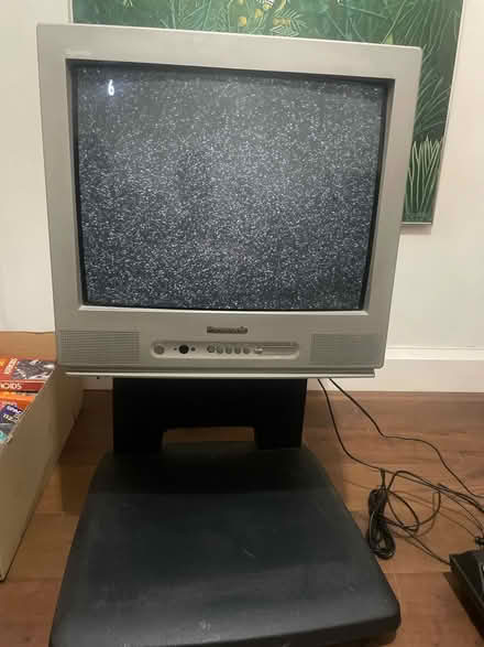 Photo of Old crt tv (Edmonton N9) #1