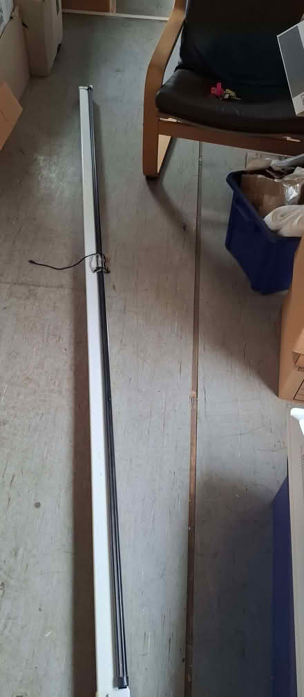 Photo of free Very large pull down screen (Belsize Park NW3) #1