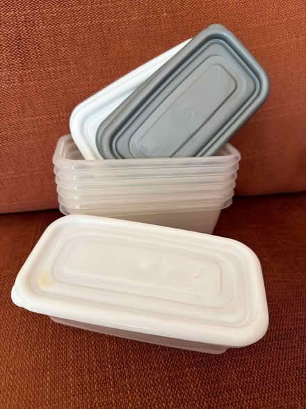 Photo of free Sturdy containers with lids (Welling DA16) #2