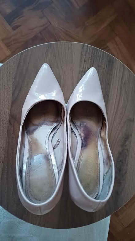 Photo of free Heels (Winkwell HP1) #3