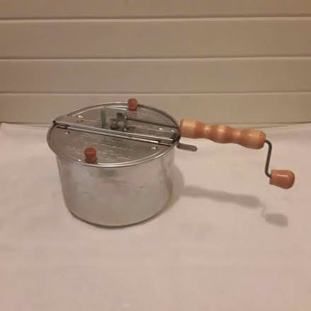Photo of free popcorn popper (Ballard) #1