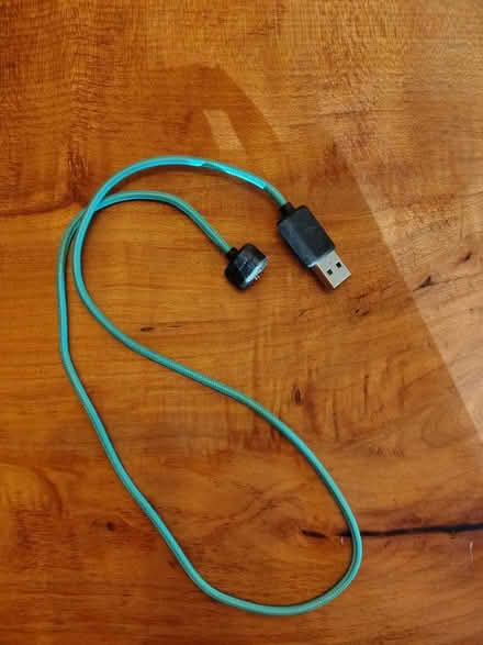 Photo of free Soundbrenner Metronome Charger (Queen Anne) #1