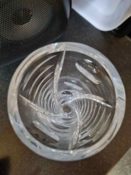 Photo of free Small glass vase (SE20) #2