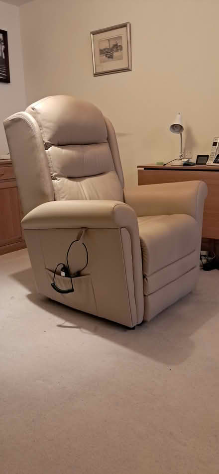Photo of free Large powered leather riser recliner chair (Seaford BN25) #1