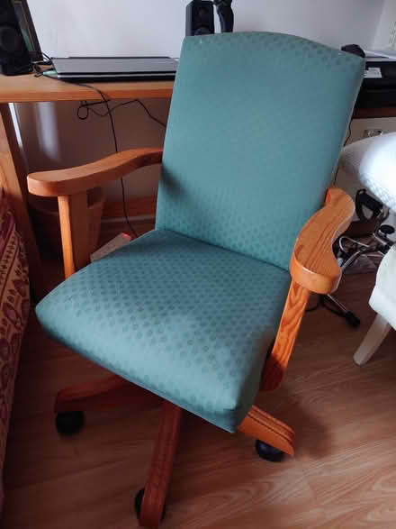 Photo of free Office chair (Tonbridge) #1