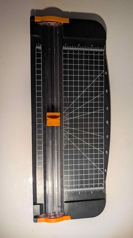 Photo of free Paper cutter (W14) #1