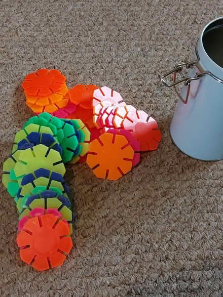 Photo of free Plastic construction game (Coley RG1) #1