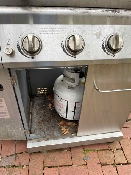 Photo of free Nexgrill working but old (Kings park west) #2