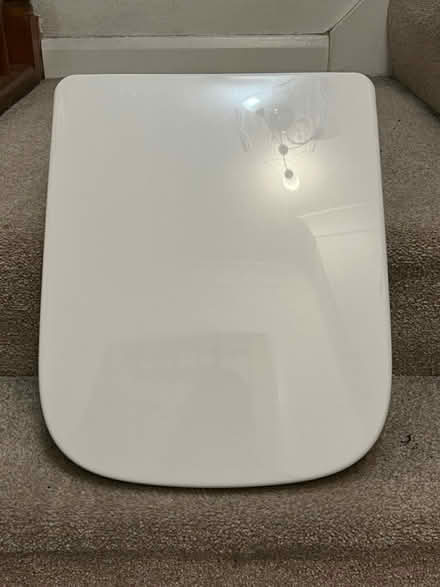 Photo of free Toilet seat (WN6 Shevington) #1