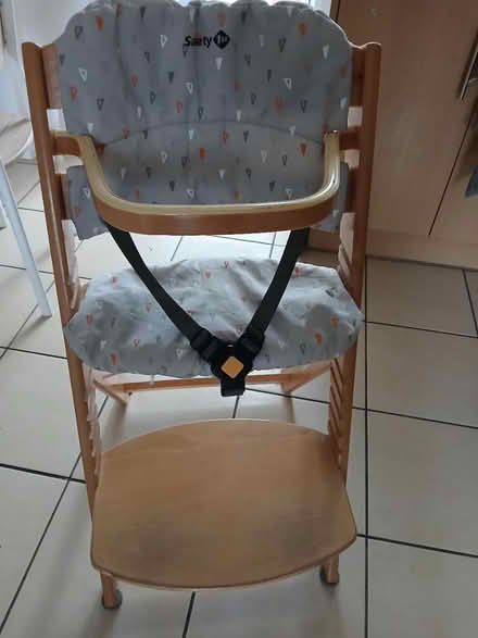 Photo of free Wooden highchair (Blackbird Leys OX4) #3