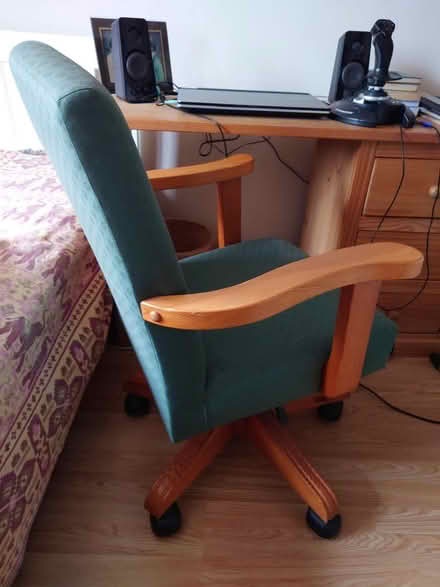 Photo of free Office chair (Tonbridge) #2