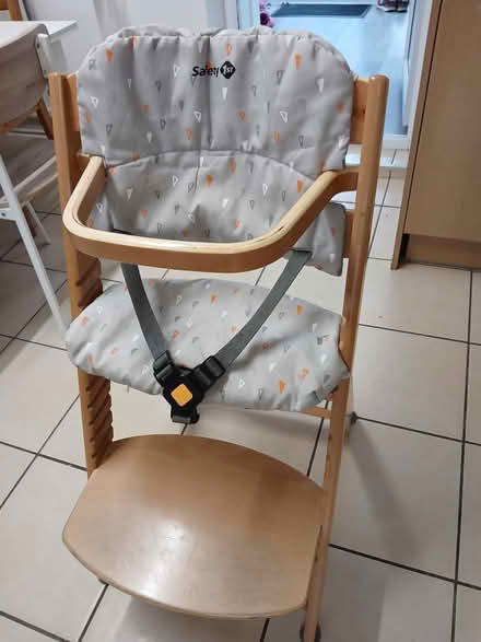 Photo of free Wooden highchair (Blackbird Leys OX4) #1