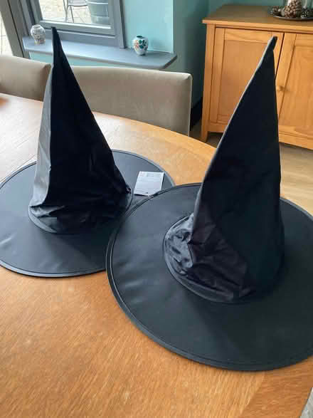 Photo of free Kids’ dressing up things (HR6 Yarpole) #2