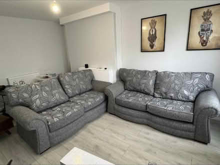 Photo of free 2 2 Seater Sofa (Sw11 4 RH) #2