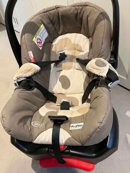 Photo of free Baby's car seat 0-15 kg (Summertown OX2) #3