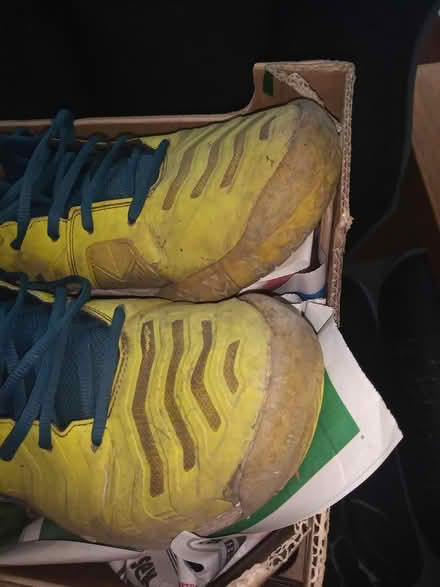 Photo of free ASICS Gel-Challenger tennis shoes (City centre S1) #3