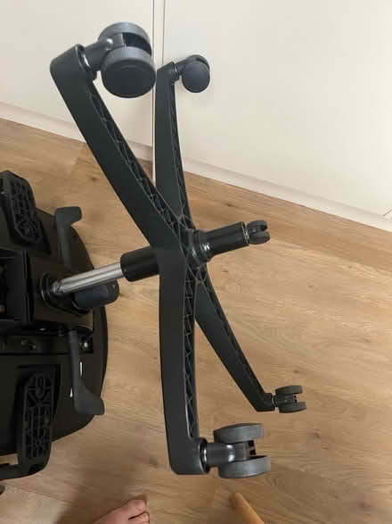 Photo of free Black Computer Chair (W7 2LU) #4