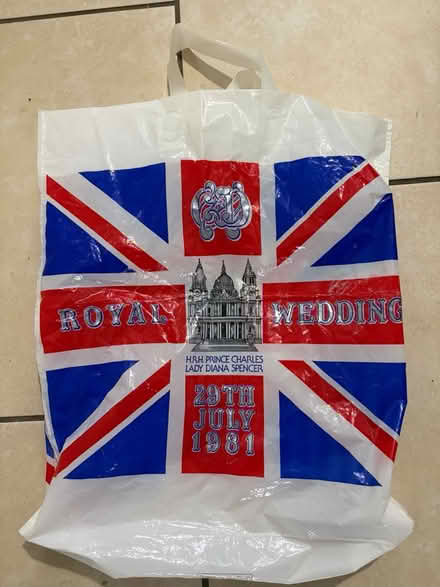 Photo of free Vintage carrier Bag (Westbury Wilts BA13) #2