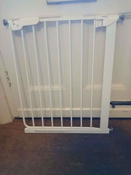 Photo of free Stairgate - Babydan super narrow (University Area RG1) #1