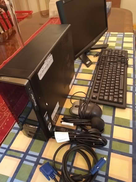 Photo of free Acer Aspire desktop (Wiveliscombe, TA4) #1