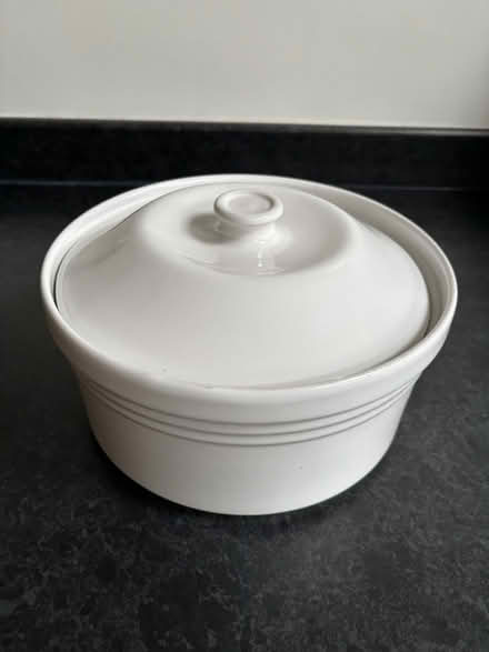 Photo of free Small Casserole dish with lid (Wigston Magna LE18) #1