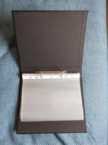 Photo of free A5 ring binder and plastic envelopes (New Marston OX3) #1