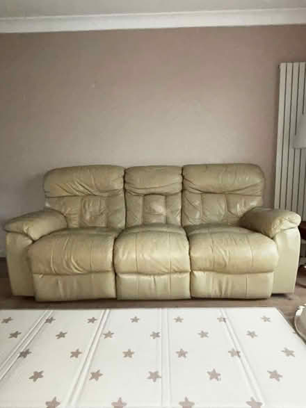 Photo of free Leather Recliner Couch (Dublin 24) #1